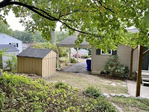 67 Regal St, Springfield, MA 01118 photo 28