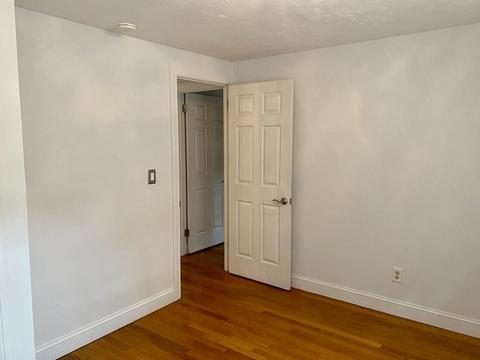 67 Regal St, Springfield, MA 01118 photo 15