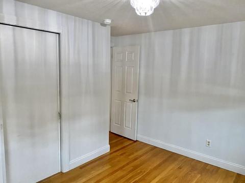 67 Regal St, Springfield, MA 01118 photo 18