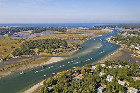 17 Estuary Way, Gloucester, MA 01930 photo 2