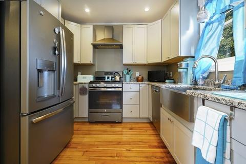33 Adams Ave, Everett, MA 02149 photo 1