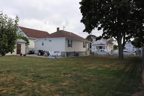 146 Baird St, Fall River, MA 02721 photo 15