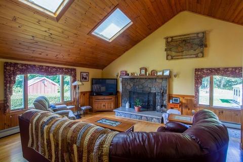 17 Loris Rd, Danvers, MA 01923 photo 14