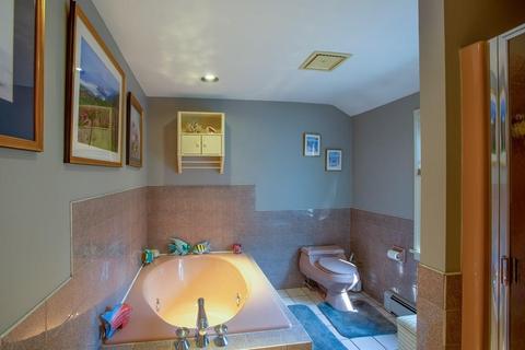 17 Loris Rd, Danvers, MA 01923 photo 18