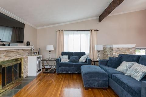 676 Bay Rd, Stoughton, MA 02072 photo 2
