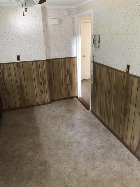 94 Midway St, Springfield, MA 01151 photo 8
