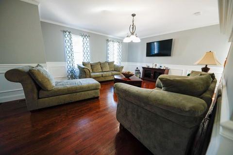65 Emmett St, Fall River, MA 02721 photo 3
