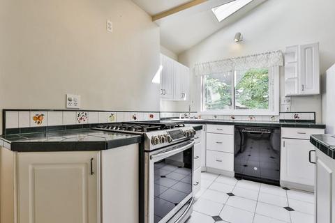 12 Winter St, Maynard, MA 01754 photo 5