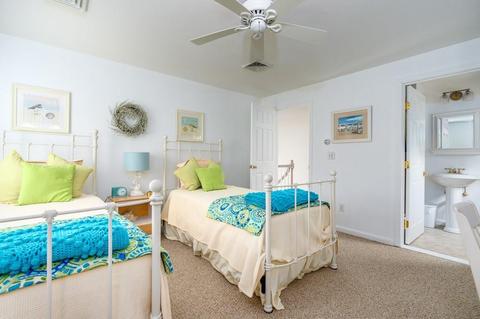 52 Surf Dr, Mashpee, MA 02649 photo 19