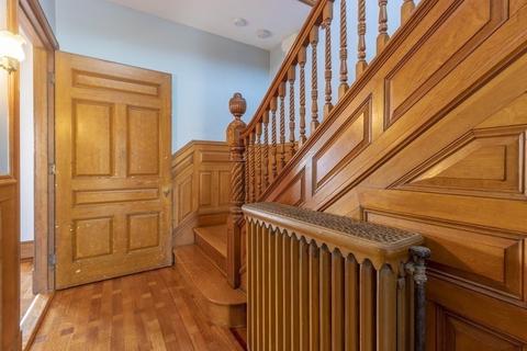 32 Beacon St, Gloucester, MA 01930 photo 10