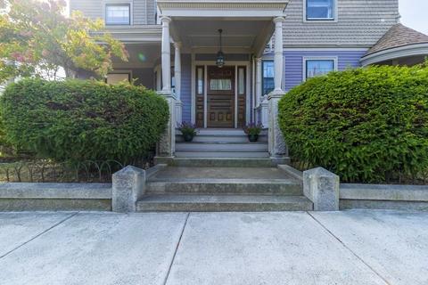 32 Beacon St, Gloucester, MA 01930 photo 3