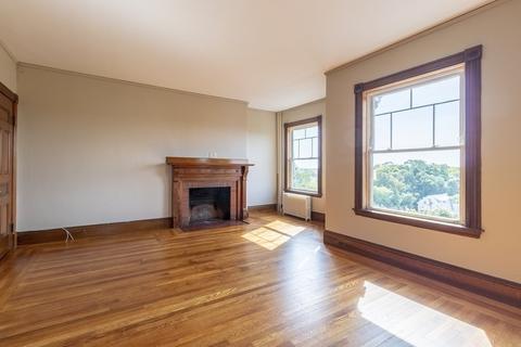 32 Beacon St, Gloucester, MA 01930 photo 29