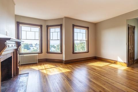 32 Beacon St, Gloucester, MA 01930 photo 28