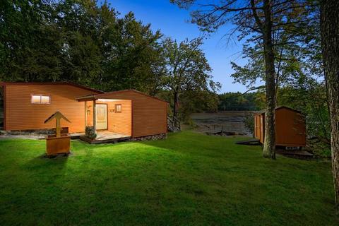 15 Tucker Ln, Sutton, MA 01590 photo 1