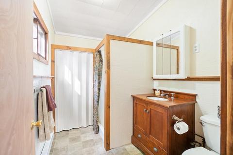 15 Tucker Ln, Sutton, MA 01590 photo 18