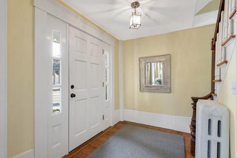 2 Pond St, Marblehead, MA 01945 photo 12
