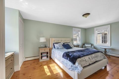 2 Pond St, Marblehead, MA 01945 photo 29