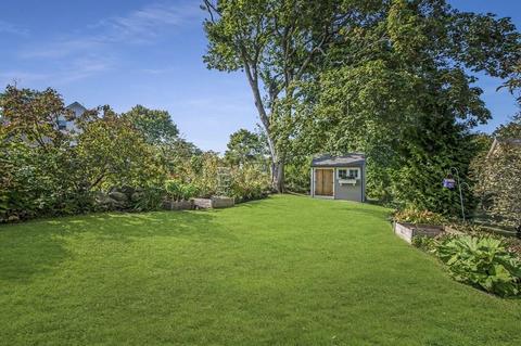 2 Pond St, Marblehead, MA 01945 photo 7