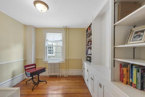 2 Pond St, Marblehead, MA 01945 photo 14