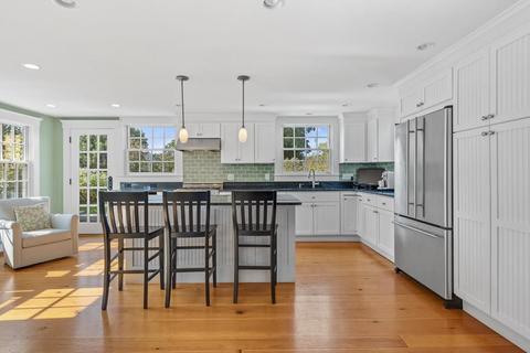 2 Pond St, Marblehead, MA 01945 photo 18