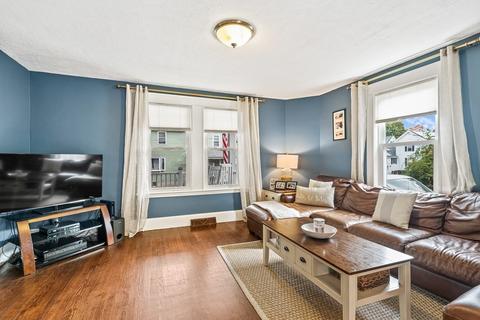 10 Everett St, Stoneham, MA 02180 photo 8