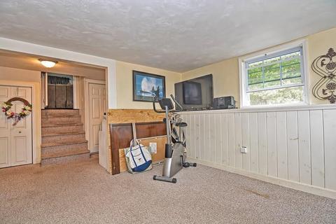 29 Denver Ave, Warren, RI 02885 photo 30