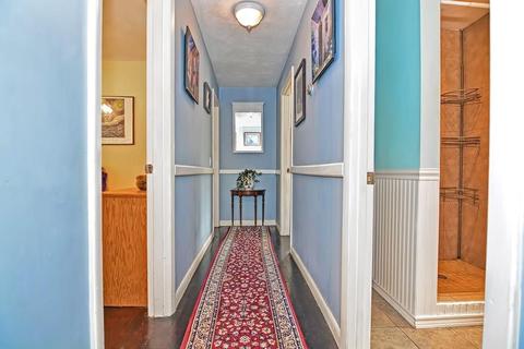 29 Denver Ave, Warren, RI 02885 photo 17