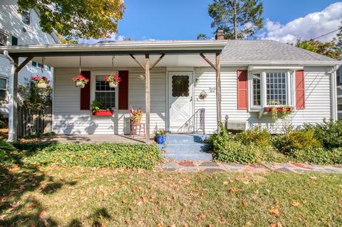 29 Harkness Ave, Springfield, MA 01118 photo 1