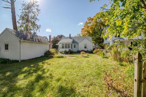 29 Harkness Ave, Springfield, MA 01118 photo 17