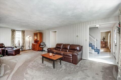 4 Fox Run Rd, Danvers, MA 01923 photo 7