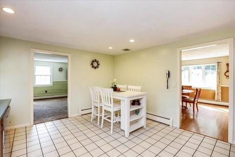 4 Fox Run Rd, Danvers, MA 01923 photo 6