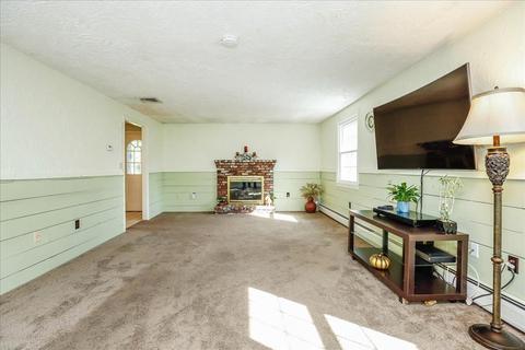 4 Fox Run Rd, Danvers, MA 01923 photo 13