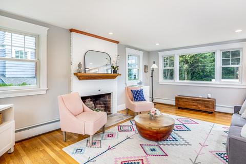 20 Willow Rd, Marblehead, MA 01945 photo 4