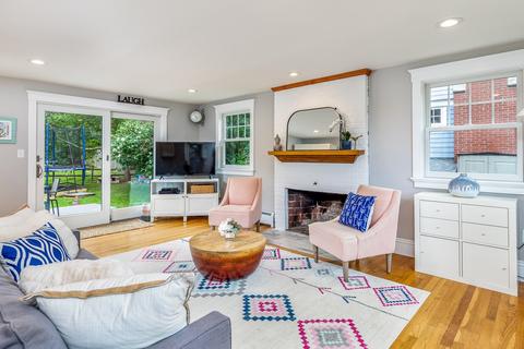 20 Willow Rd, Marblehead, MA 01945 photo 2