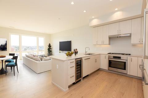 10 Shipyard Dr #415, Hingham, MA 02043 photo 1