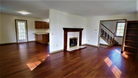 164 Church St, Ware, MA 01082 photo 9