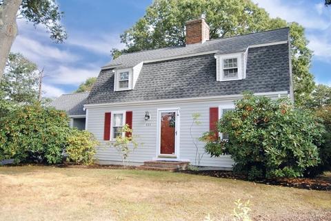 121 Surf Dr, Mashpee, MA 02649 photo 1