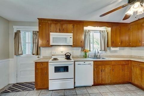 938 Main St, Reading, MA 01867 photo 21