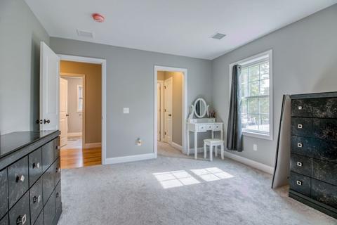 47 Laurence St, Springfield, MA 01104 photo 21