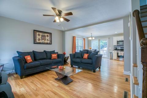 47 Laurence St, Springfield, MA 01104 photo 13