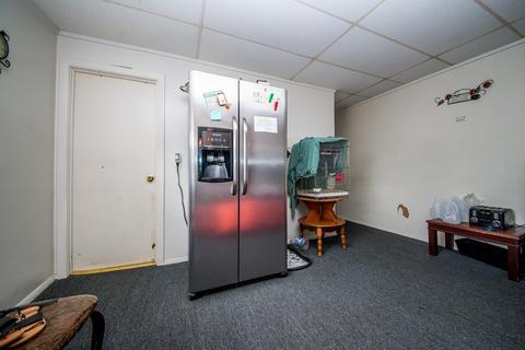 912 Plymouth Ave, Fall River, MA 02721 photo 20