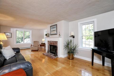 700 Wethersfield St, Rowley, MA 01969 photo 9