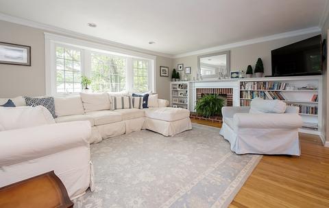 26 Colwell Dr, Dedham, MA 02026 photo 3