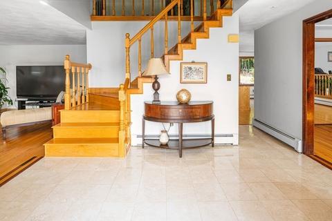 9 David Dr, Andover, MA 01810 photo 2