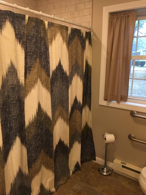 581 E River St, Orange, MA 01364 photo 9