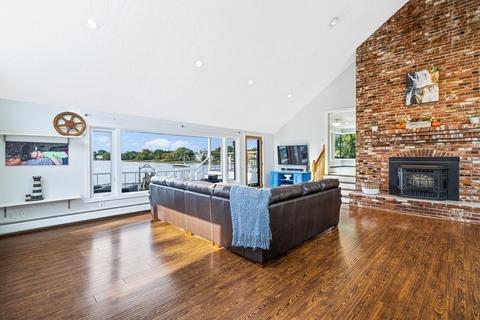 7 Chevalier Ave, Danvers, MA 01923 photo 7