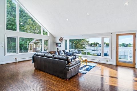 7 Chevalier Ave, Danvers, MA 01923 photo 5