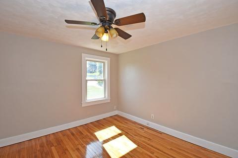 33 Marsh Ave, Worcester, MA 01605 photo 27