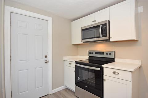 33 Marsh Ave, Worcester, MA 01605 photo 6