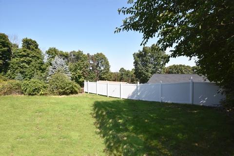 33 Marsh Ave, Worcester, MA 01605 photo 35